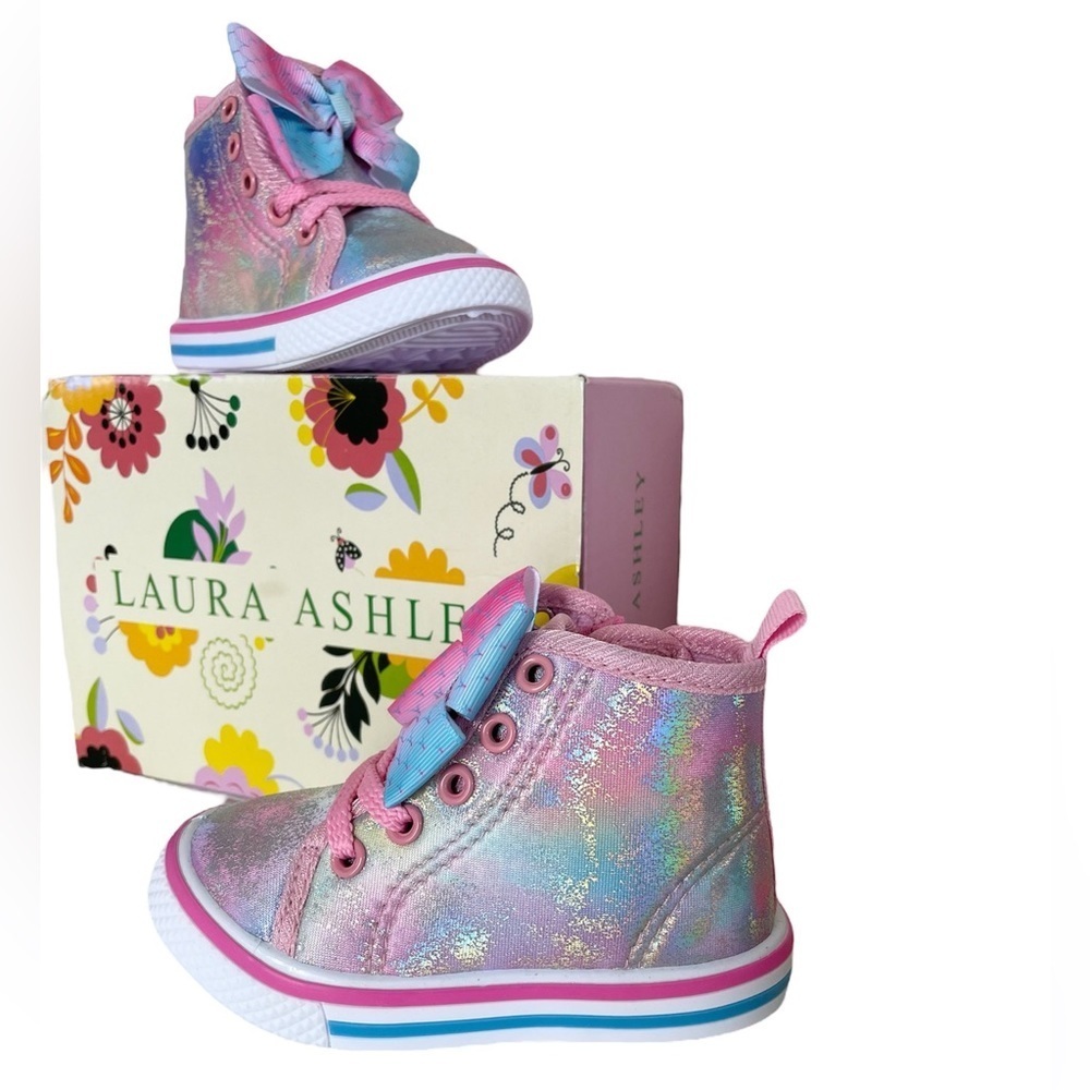Laura Ashley Toddler Baby Girl High Top Pastel Pink Iridescent Sneaker size 5 - Picture 3 of 15